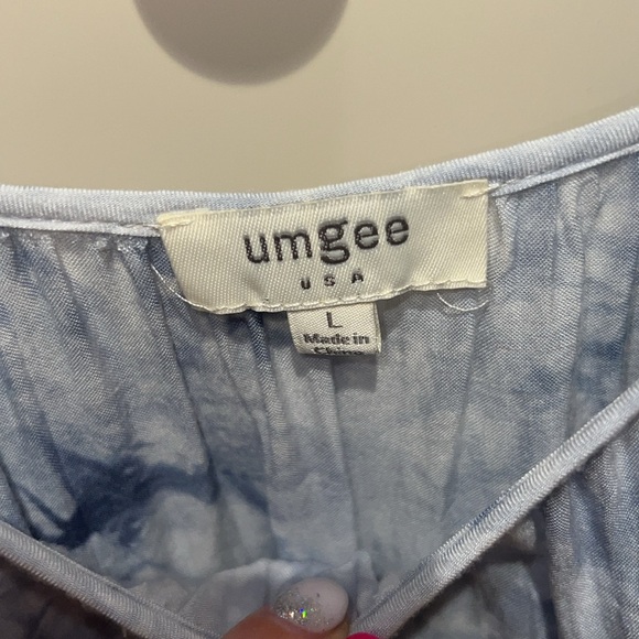 Women’s SZ LARGE UMGEE long sleeve cold shoulder top with crochet detail - Picture 7 of 8